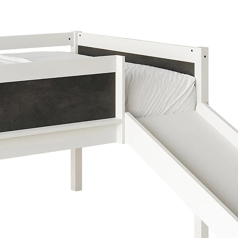 Lit mezzanine bas classique double CraftPorch avec tableau noir, toboggan et échelle
