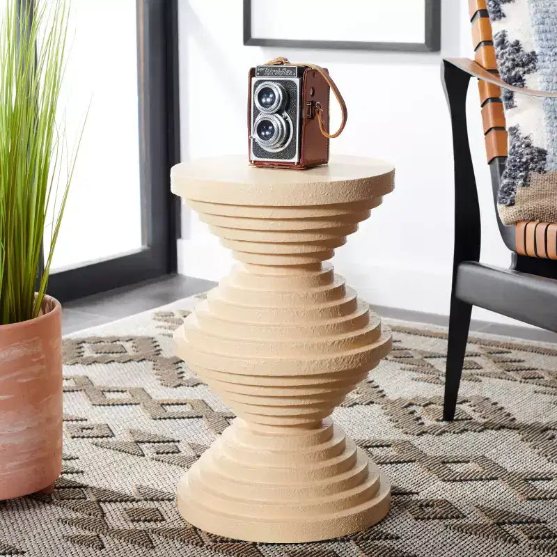 Accent Table
